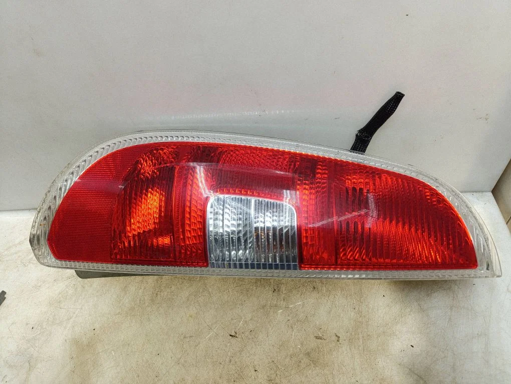 Tagatuli keres 5J7945095 – Skoda Roomster (5J) (2006-2015)