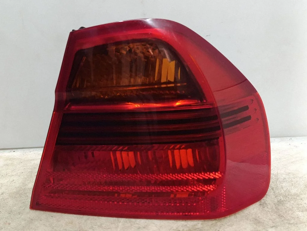 Rear/tail lights 6937458