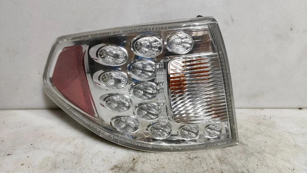 Rear/tail lights 22020035