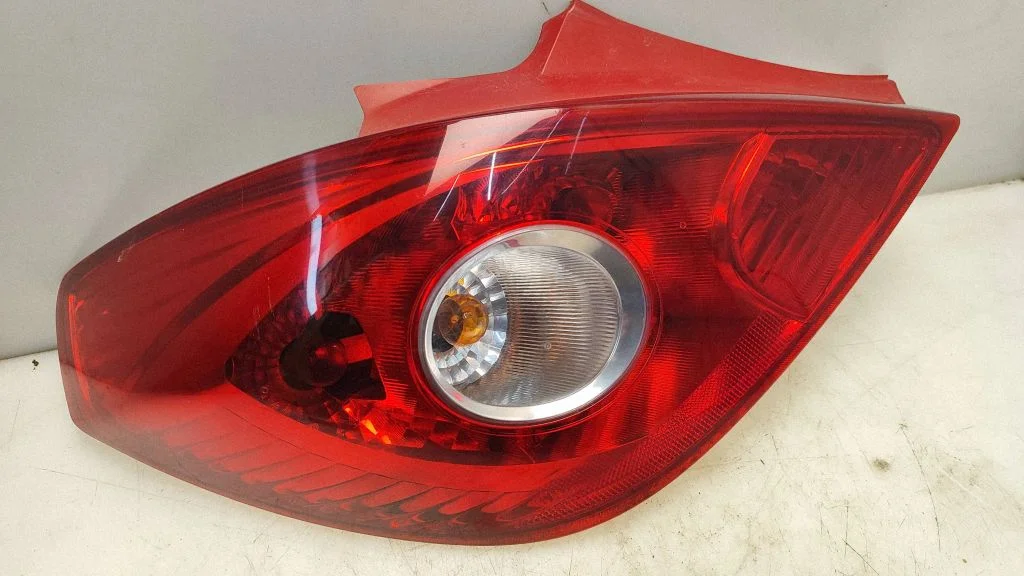 Tagatuli keres – Opel Corsa D (2006-2014)