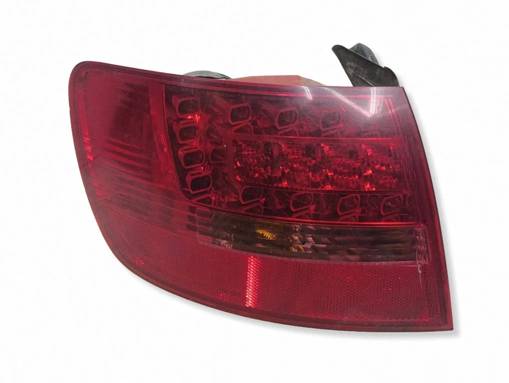 Rear/tail lights 4F9945095H