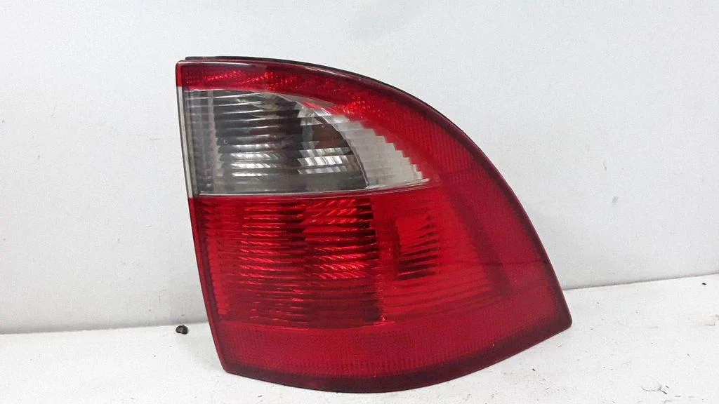 Rear/tail lights – Saab 9-5 (1998-2005)