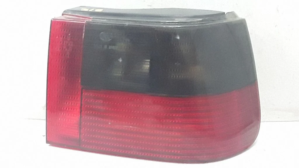Lampa tylna w błotniku 96224000