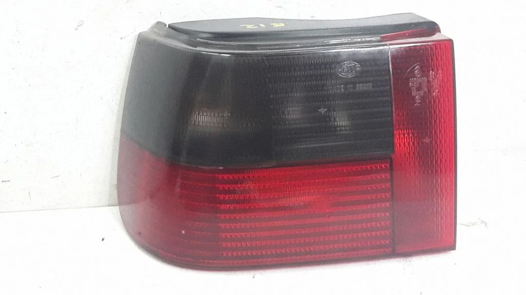 Lampa tylna w błotniku 96223900