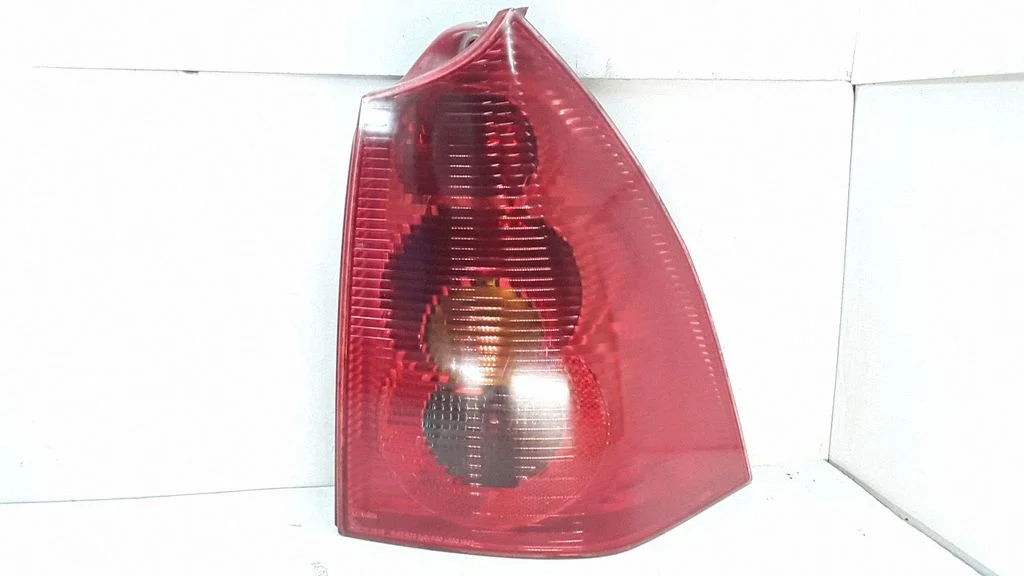 Rear/tail lights 26674T0206