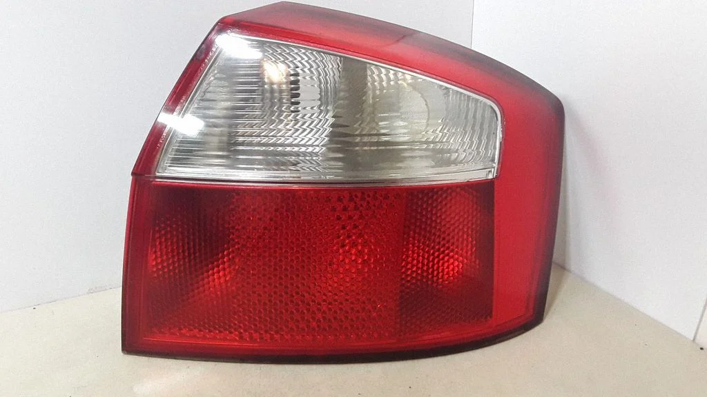 Tagatuli keres – Audi A4 S4 B6 8E 8H (2001-2005)