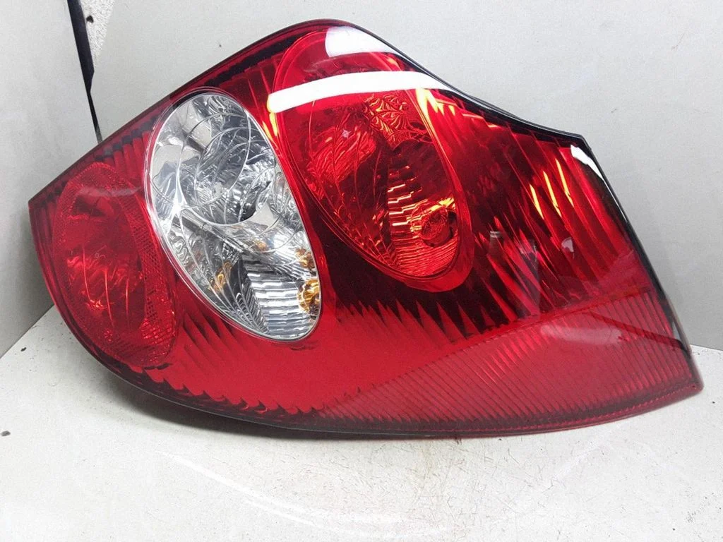 Rear/tail lights – Renault Laguna II (2001-2007)