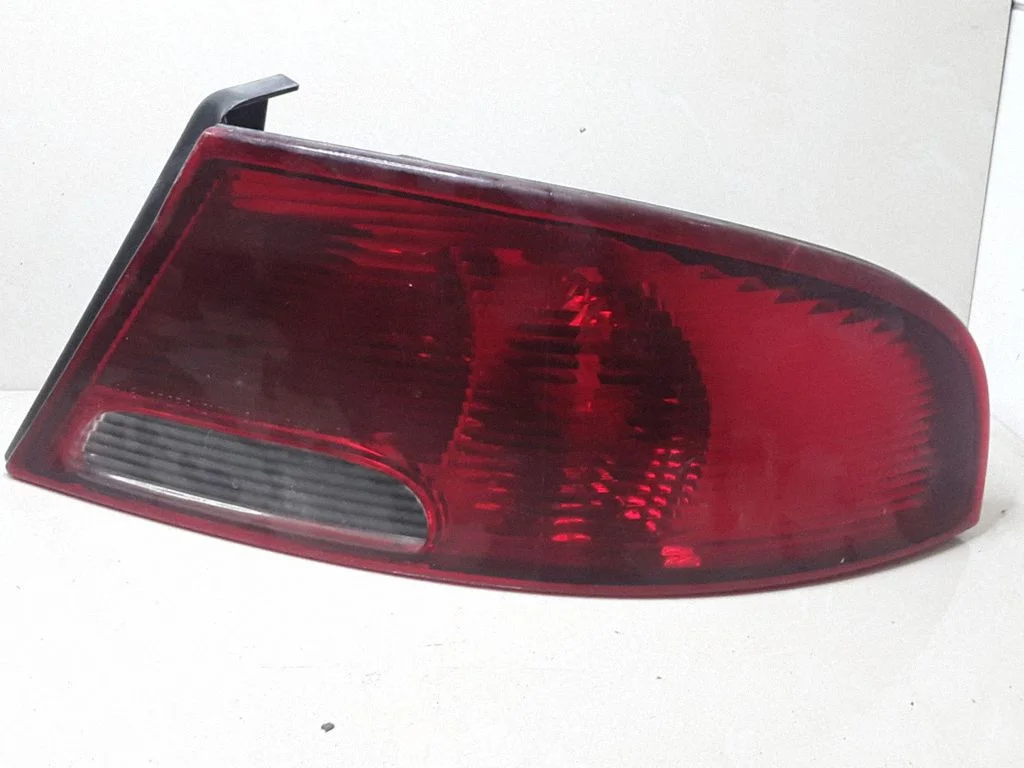Rear/tail lights 04805350AC