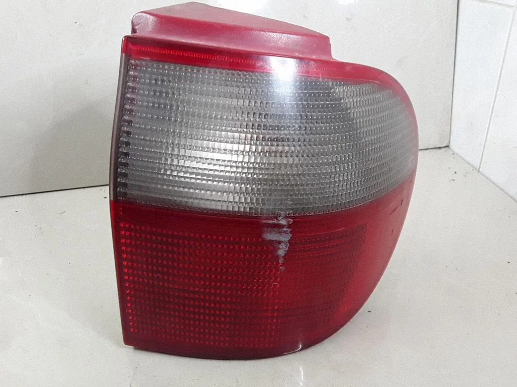 Rear/tail lights – Ford Galaxy (1995-2000)