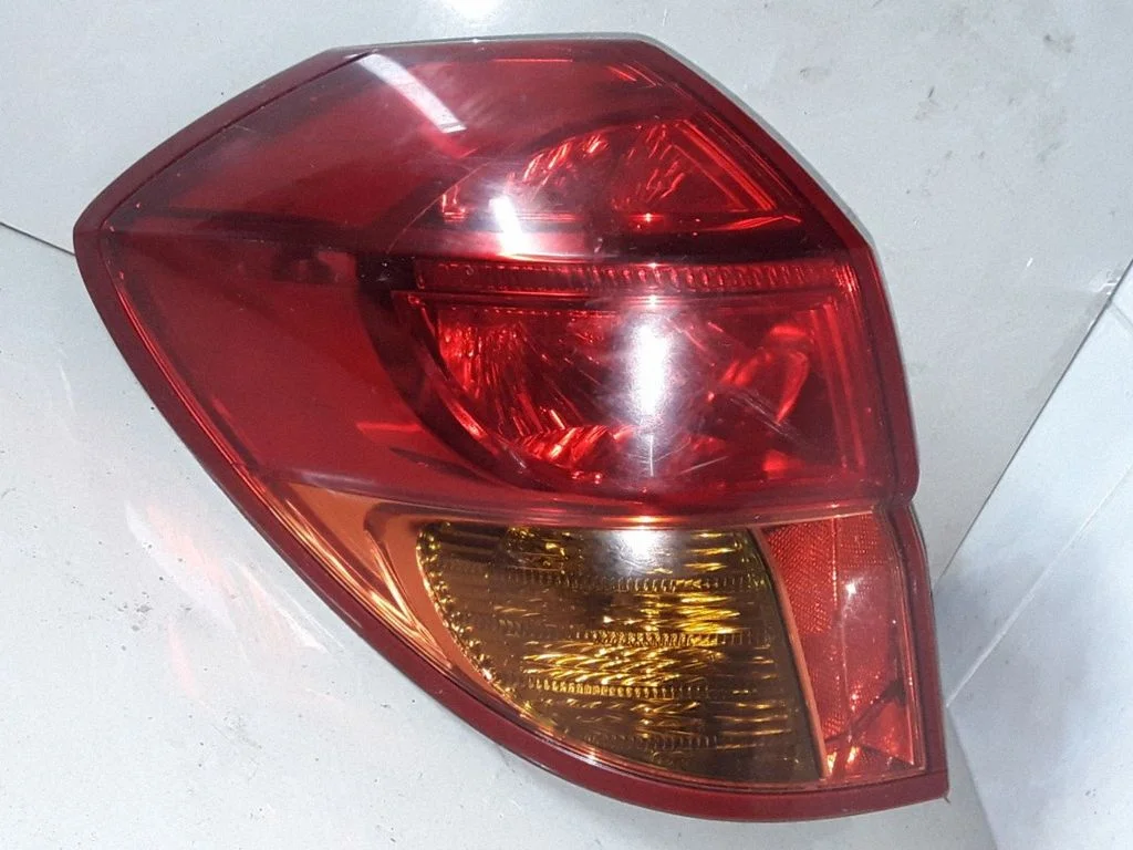 Lampa tylna w błotniku 22020792
