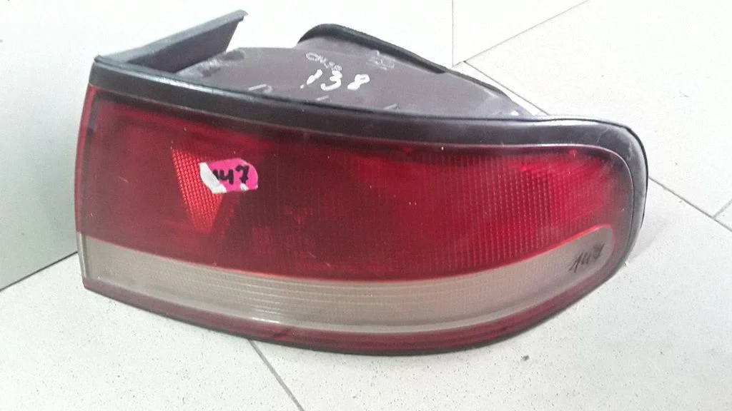 Rear/tail lights – Mitsubishi Galant (1997-2003)