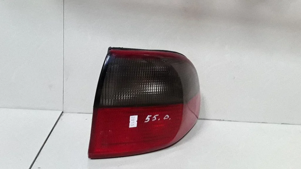 Rear/tail lights – Opel Omega B1 (1994-1999)