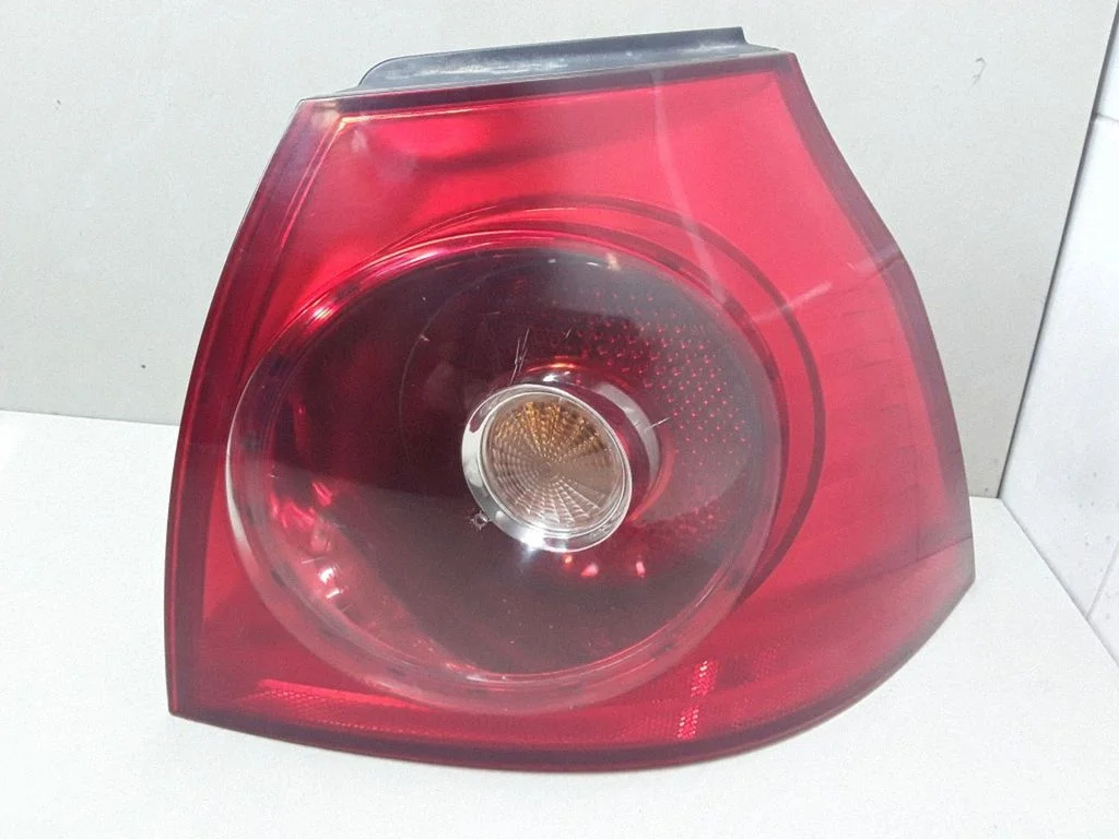 Rear/tail lights 1K6945096E