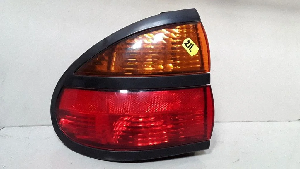 Rear/tail lights 7700420122