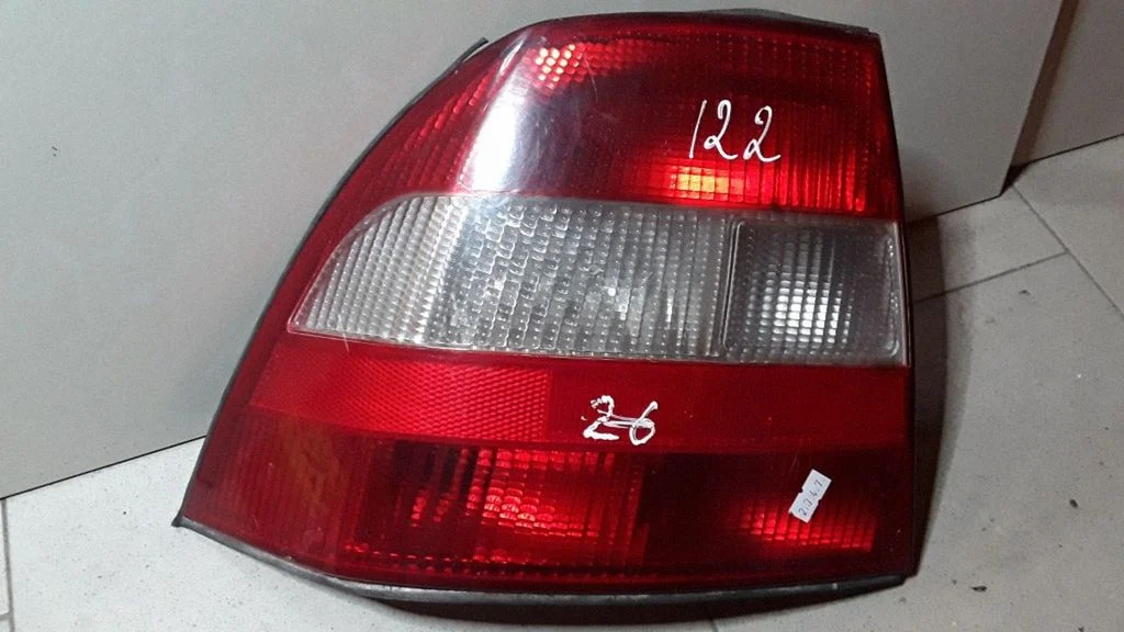 Rear/tail lights – Opel Vectra B (1996-2002)