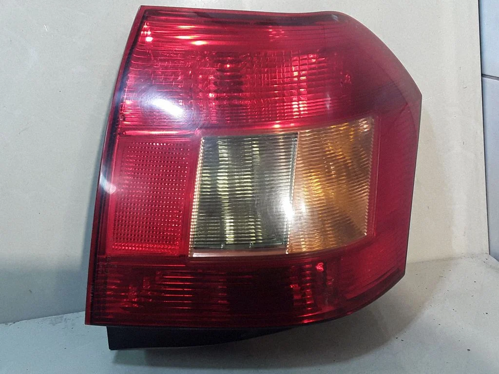 Tagatuli keres KOITO0251