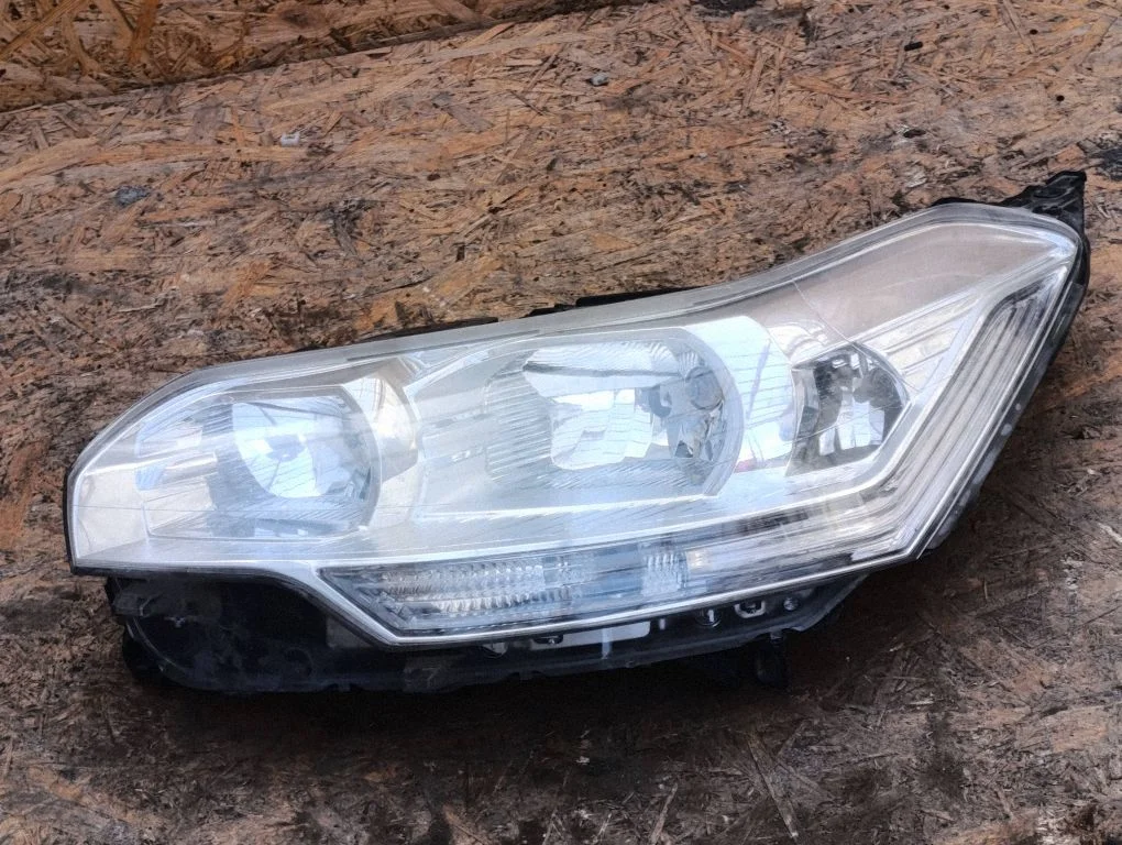 Headlight/headlamp 9672694180