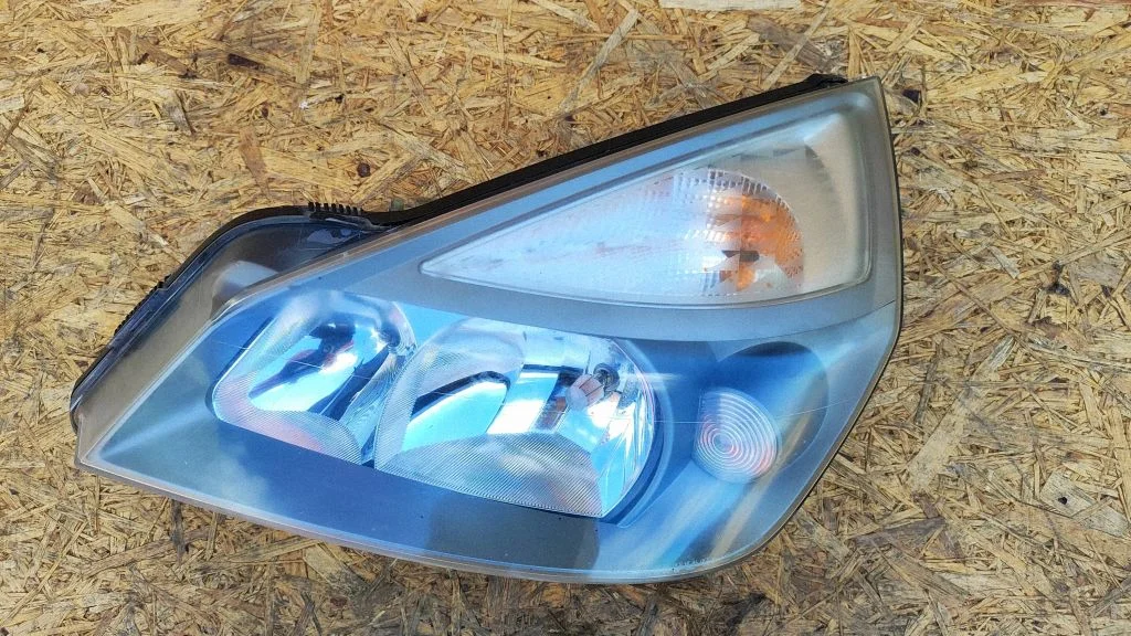 Headlight/headlamp – Renault Espace - Grand espace IV (2004-2014)
