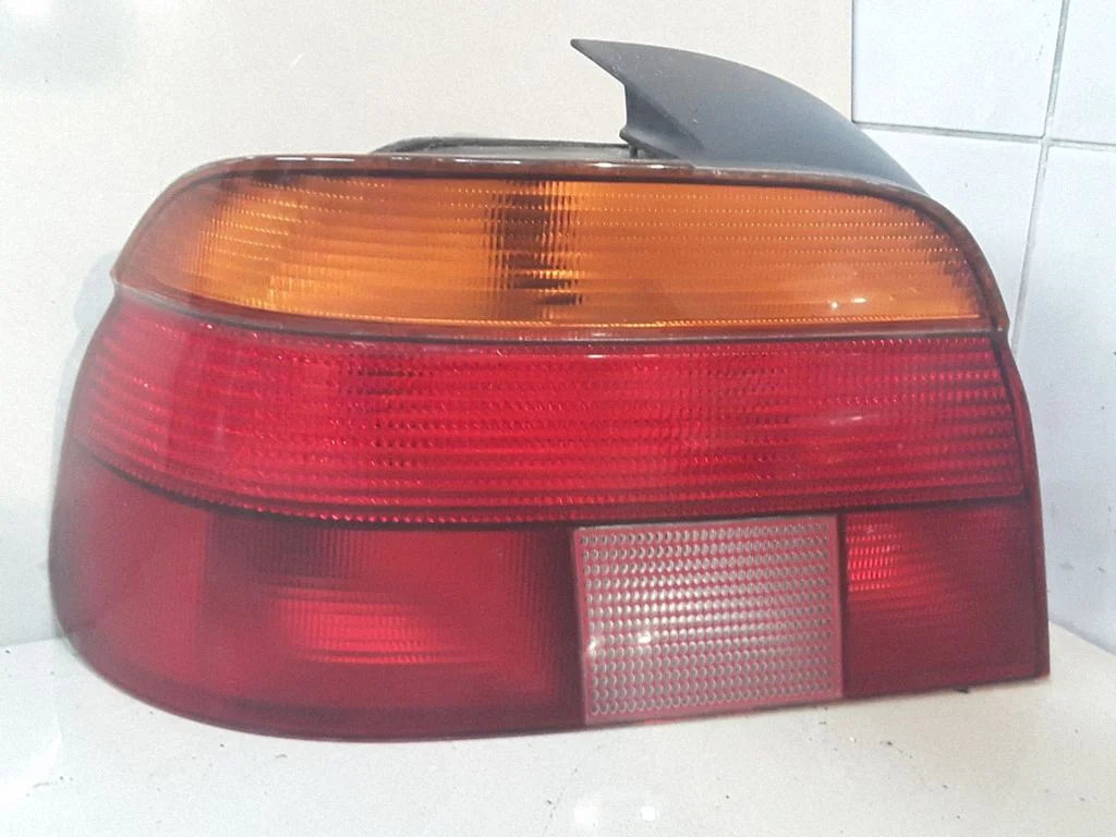 Rear/tail lights 8358031