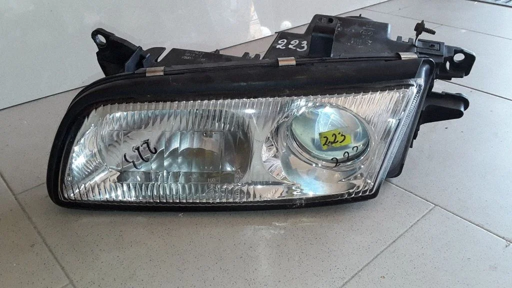 Esituli STANLEY68151 – Mazda Xedos 6 (1992-2000)