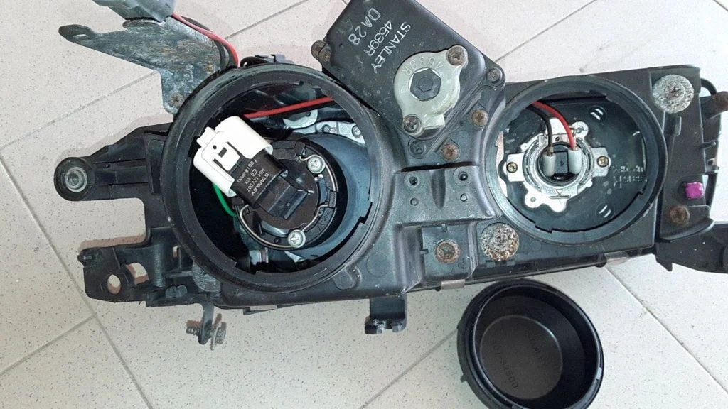 Esituli 90732500 – Mazda Xedos 6 (1992-2000)