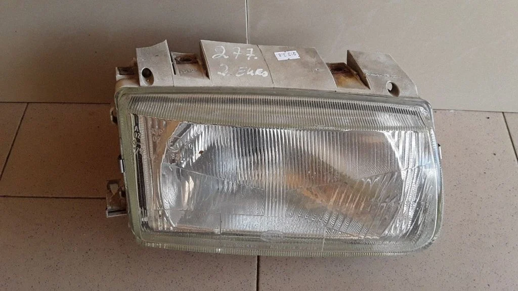 Headlight/headlamp – Volkswagen Polo III 6N 6N2 6NF (1995-2001)