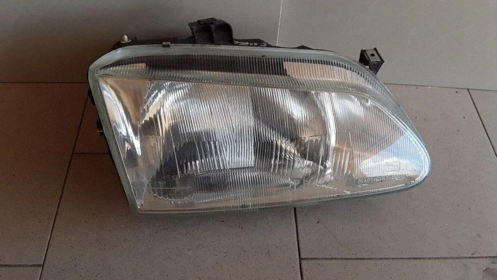 Headlight/headlamp – Renault Scenic I (1996-2003)
