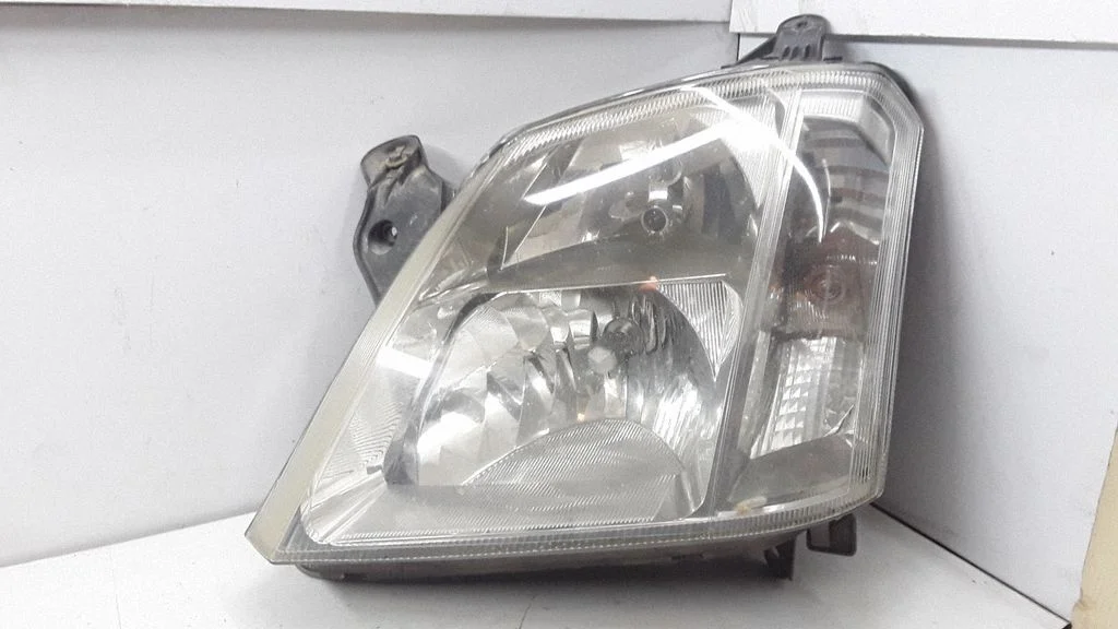 Reflektor – Opel Meriva A (2003-2010)