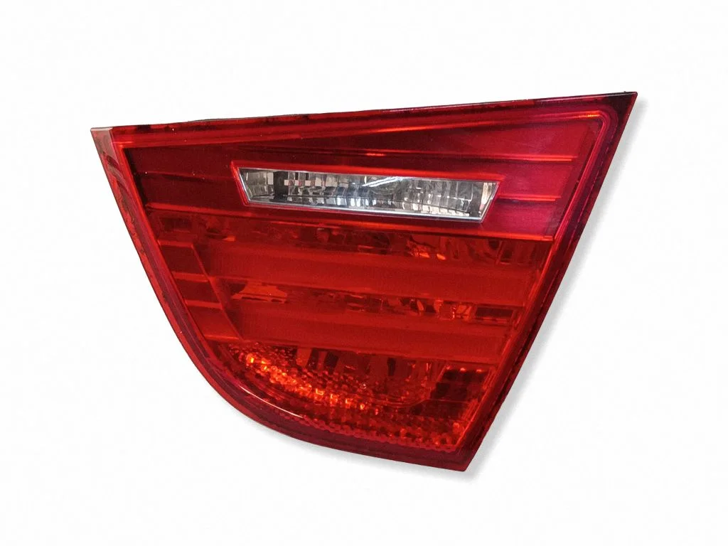 Tailgate rear/tail lights 4871734