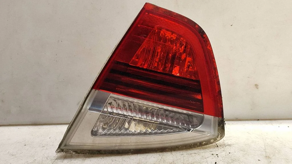 Tailgate rear/tail lights 276402