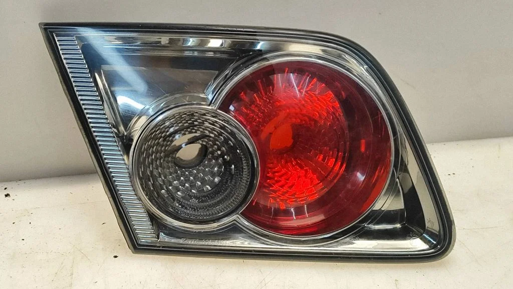 Tailgate rear/tail lights 22661980