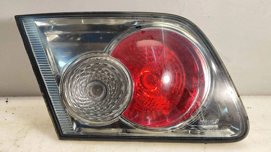 Tailgate rear/tail lights 22661980