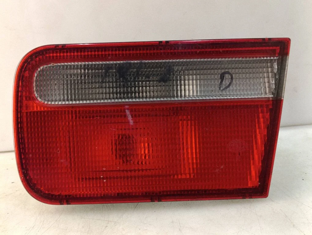 Tailgate rear/tail lights 008795