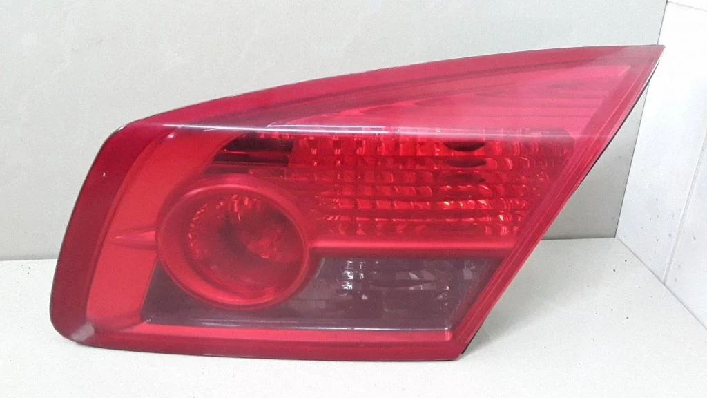 Lampa tylna w klapie 8200014363