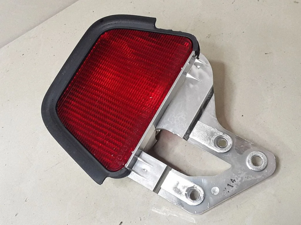 Trzecie światło stop – Toyota Avensis T250 (2003-2006)