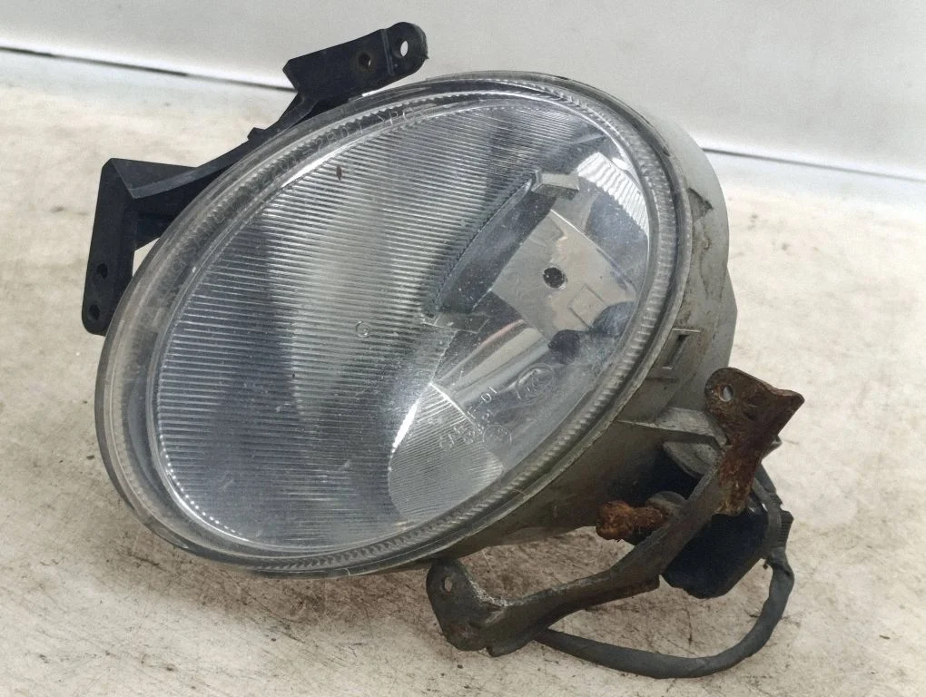 Front fog light – Hyundai Santa Fe (2006-2012)