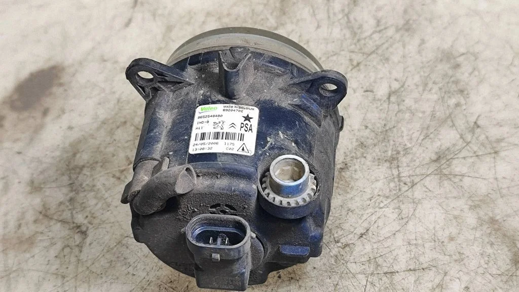 Halogen przedni 9652548480 – Peugeot Partner (2003-2008)