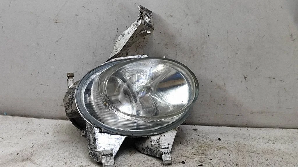 Front fog light 67742979