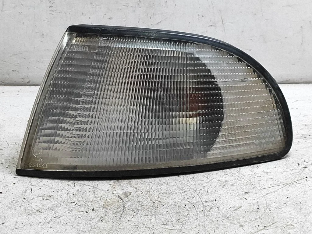 Eesmine suunatuli – Audi A4 S4 B5 8D (1999-2000)
