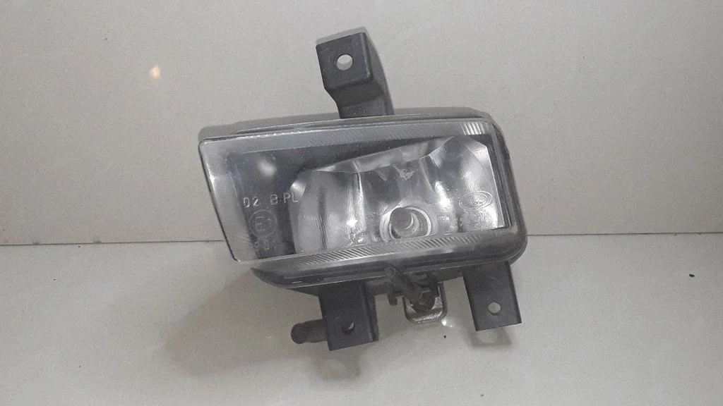 Front fog light 09146111