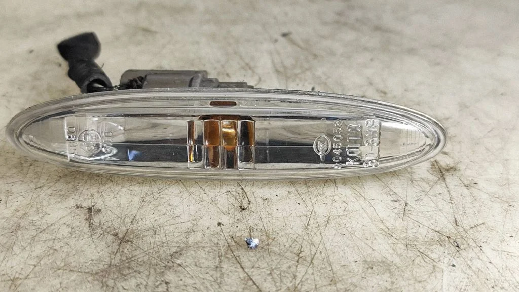 Poritiiva suunatuli – Lexus IS 220D-250-350 (2006-2013)
