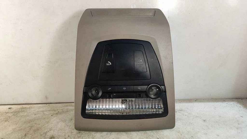 Front seat light 30480851