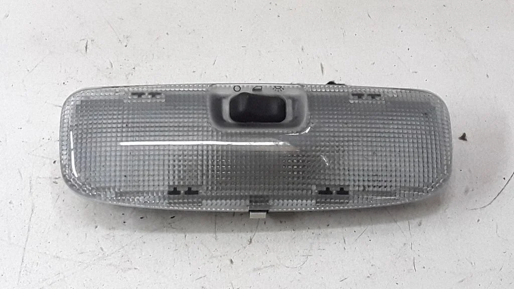 Tagaistmete valgustustuli – Ford Focus C-MAX (2003-2010)