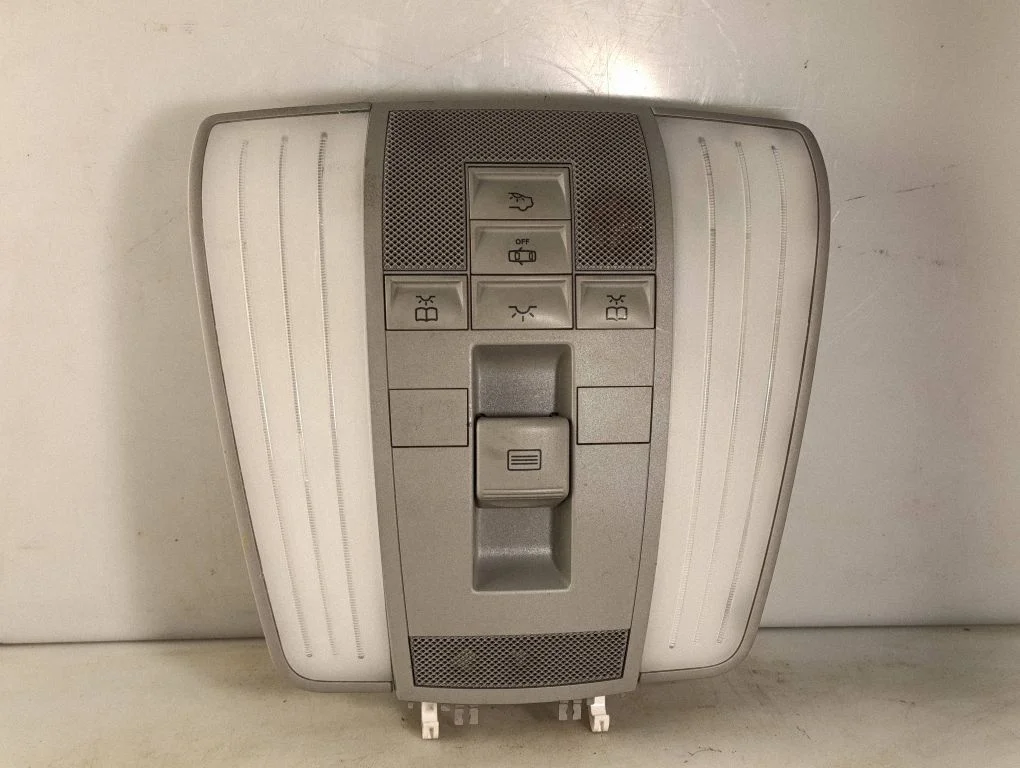 Front seat light A2129003406