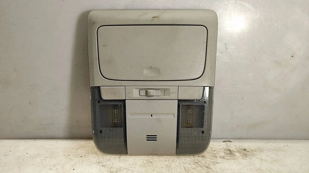 Front seat light VC12083