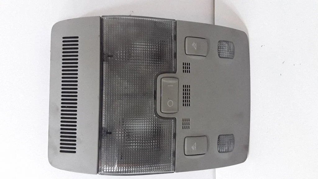 Front seat light 8E0951177