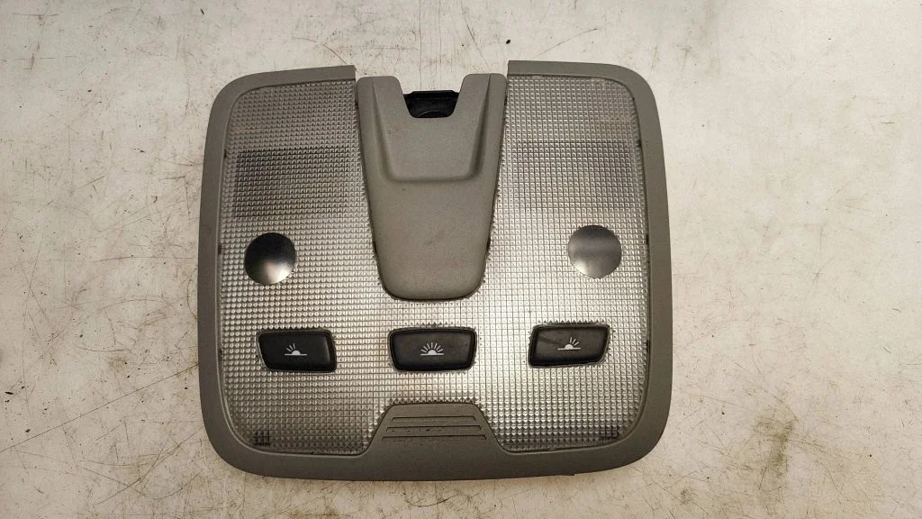 Front seat light 9483553