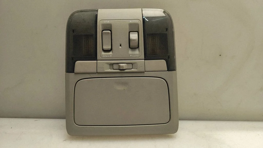Front seat light VC12083