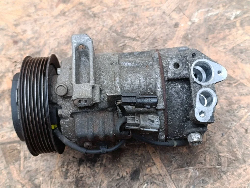 Kliimakompressor (pump) 926004EB0A
