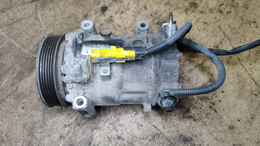 Air conditioning (A/C) compressor (pump) 9651911480